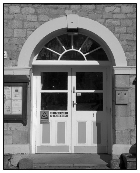 Town_Hall_front_010.jpg